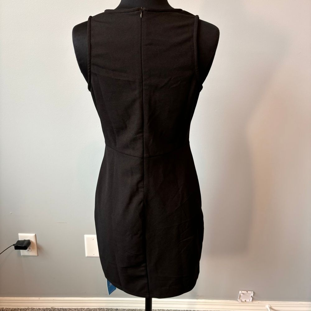 CUPSHE Black Scalloped V-Neck Sleeveless Bodycon Mini‎ Dress with Side Slit nwt - Picture 5 of 12